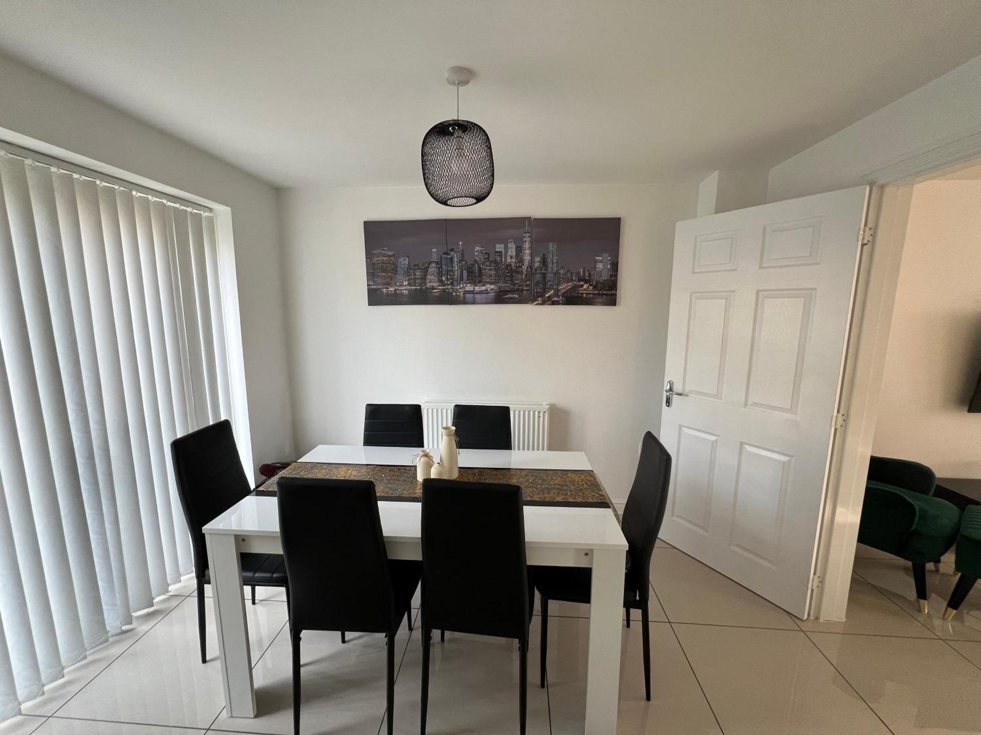 Spacious Modern 4Bd House Kingston upon Hull Εξωτερικό φωτογραφία