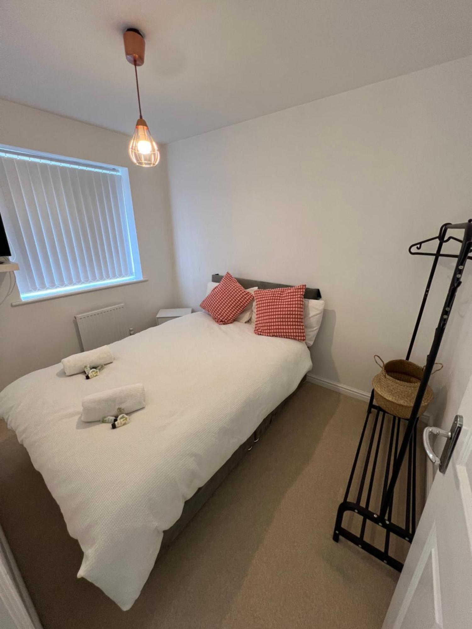 Spacious Modern 4Bd House Kingston upon Hull Εξωτερικό φωτογραφία